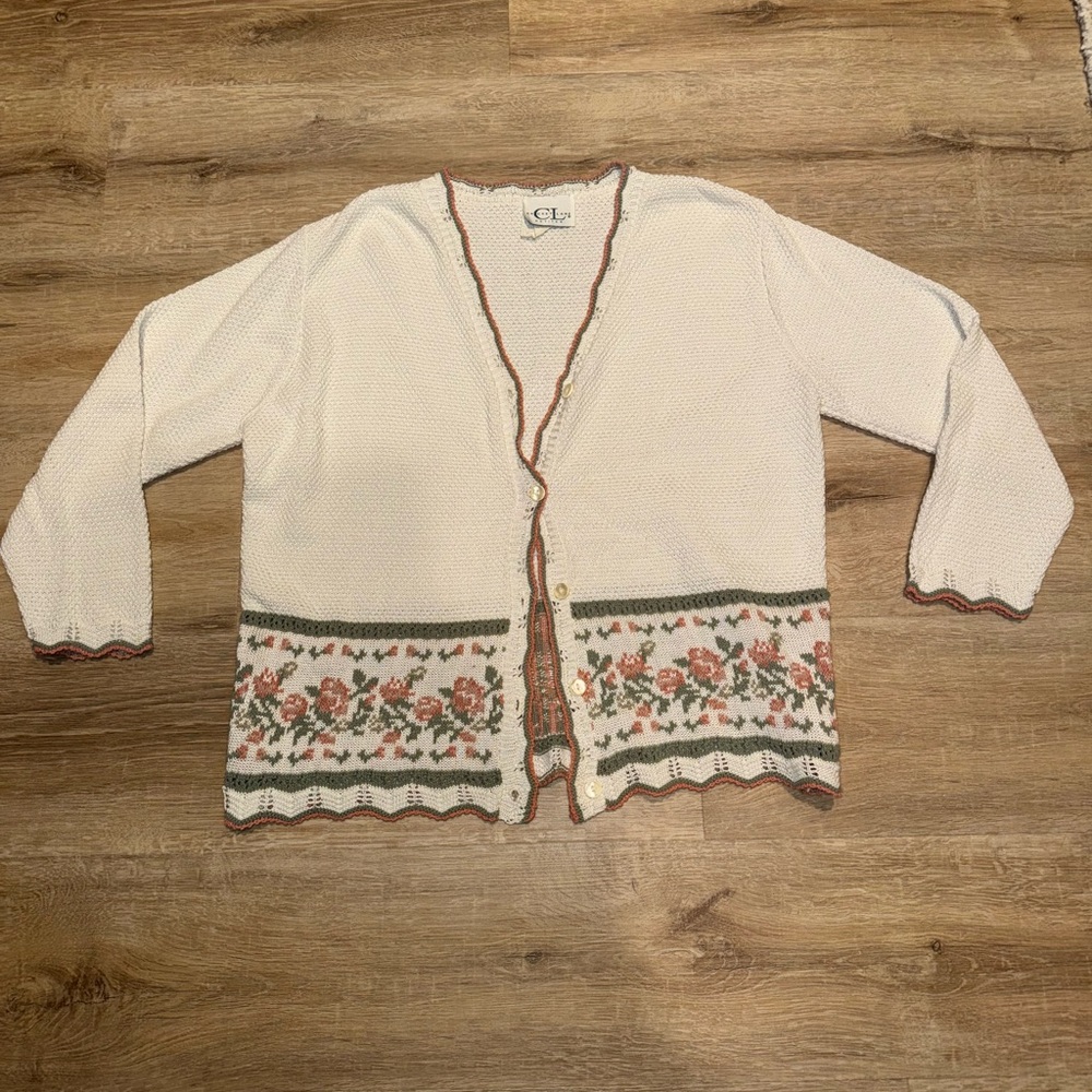 CL Women's Cream Floral Button-Up Cardigan